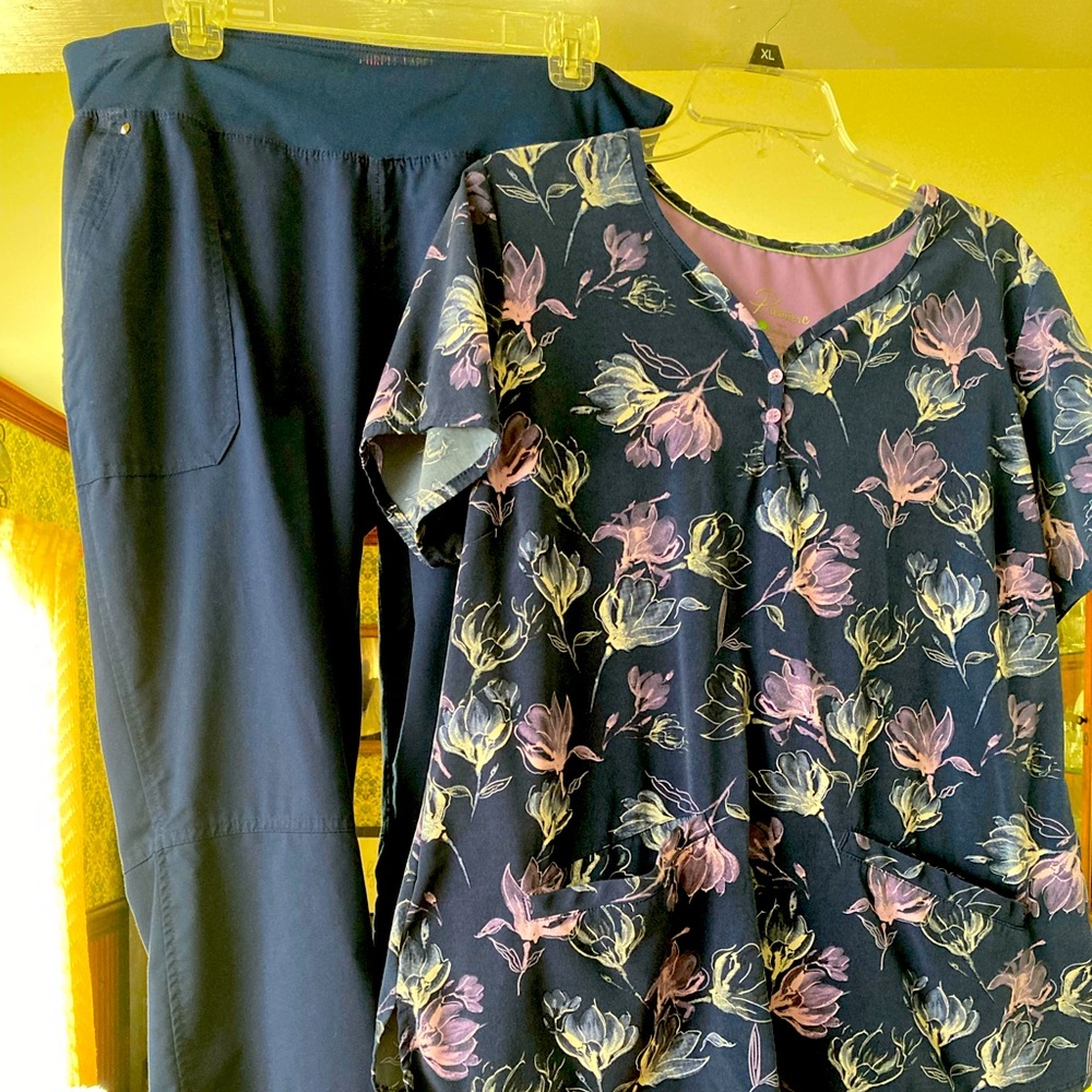 Healing hands purple label yoga top navy blue scrub set pants L petite top XL